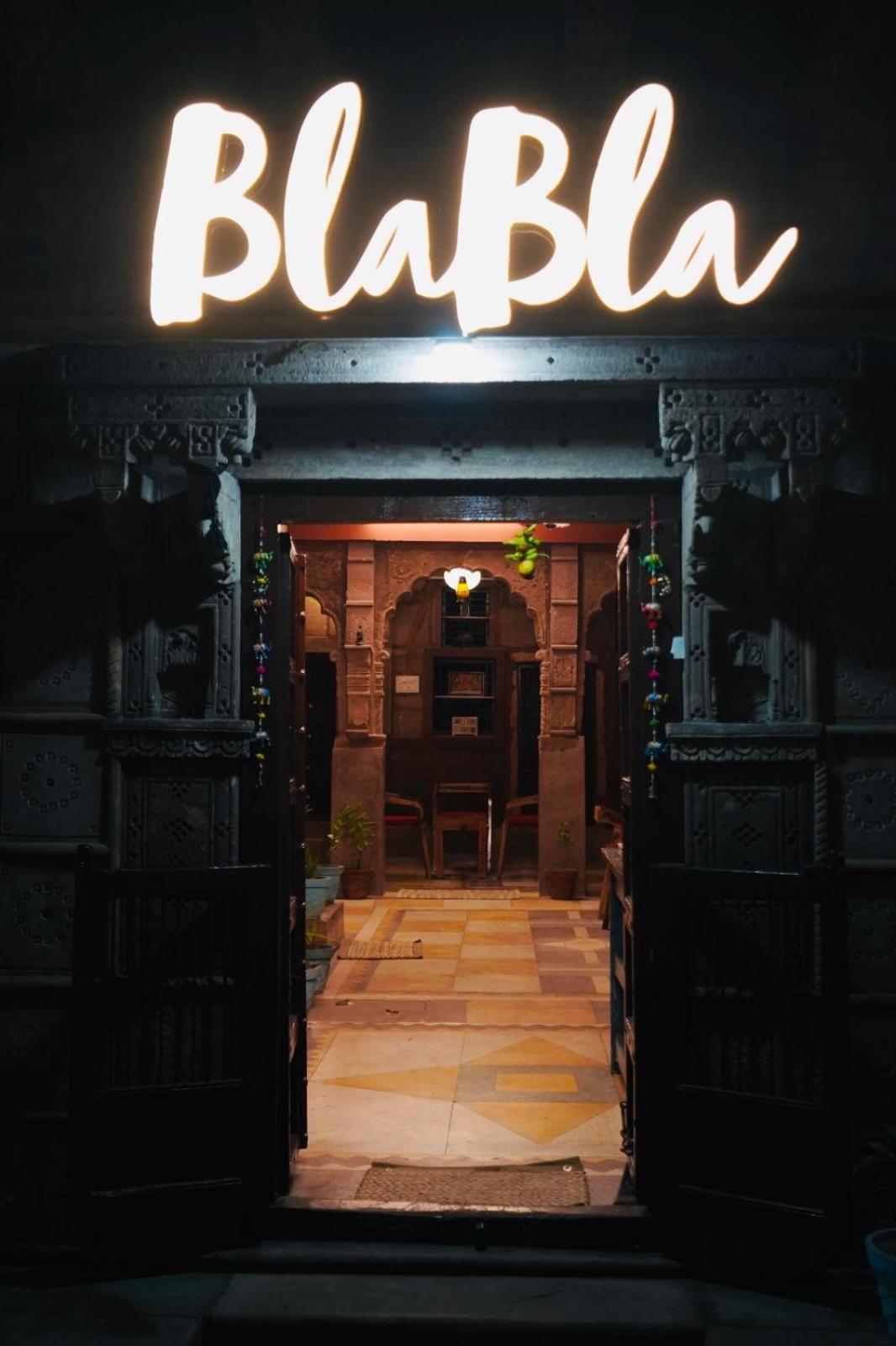 Blabla Hostel Джодпур Екстериор снимка